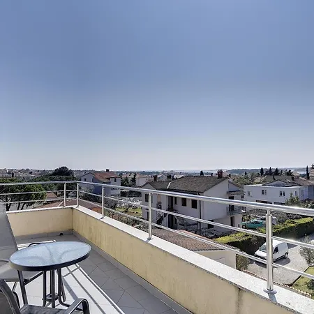 Apartments Villa Delia *