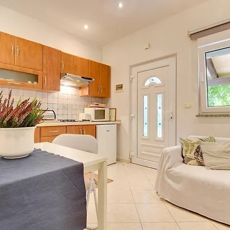 Apartments Delia דירה