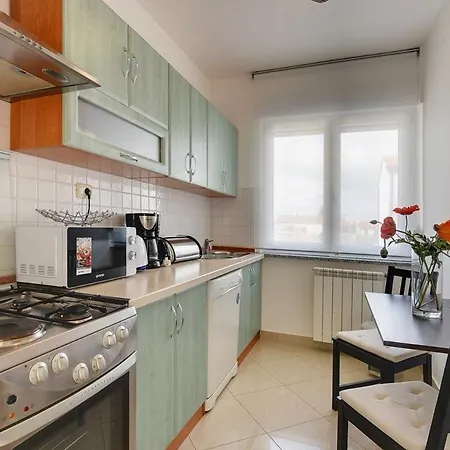 דירה Apartments Delia מדולין