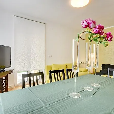 דירה Apartments Delia