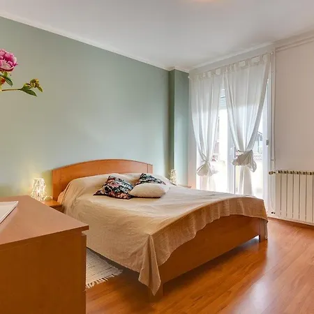 דירה Apartments Delia מדולין